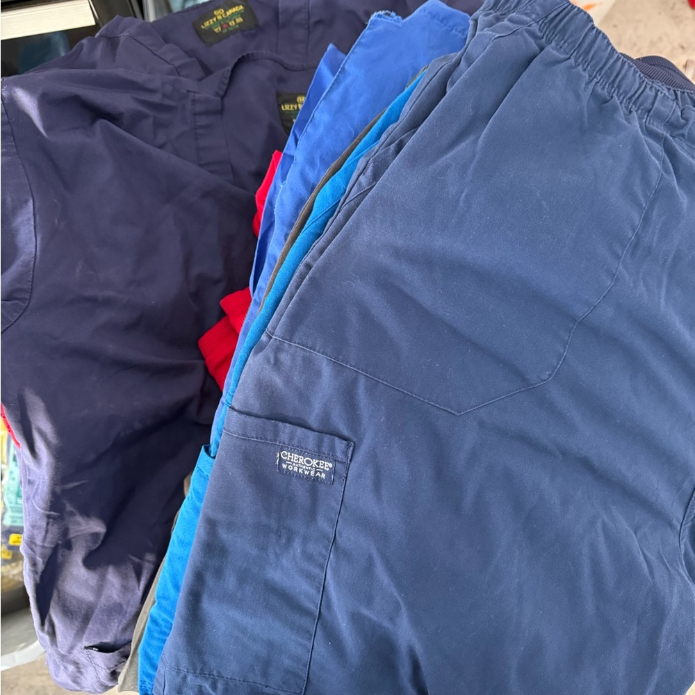Cherokee Workwear Scrub Set in Navy and Red